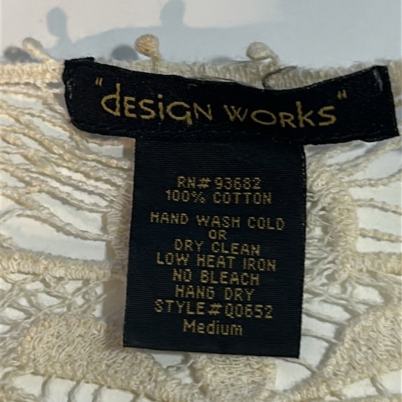 100% Cream Open Weave Sweater And Belt - Picture 8 of 8